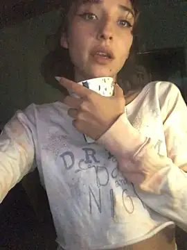 Snapshot of NickiYoung chatting on January 2025 06:49:02 AM NickiYoung online show from January 2025 06:49:02 AM