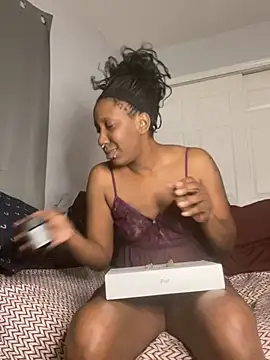 Yoshibaby2670 online show from February 2025 12:09:02 PM