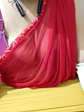 Snapshot of mallupriyapriya chatting on June 2026 05:47:01 AM mallupriyapriya online show from June 2026 05:47:01 AM
