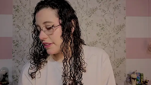 Charlotte  Miller online show from March 2026 11:37:01 AM