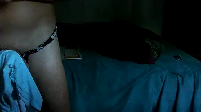 Snapshot of GoloZeusMax chatting on February 2025 10:33:02 AM GoloZeusMax online show from February 2025 10:33:02 AM