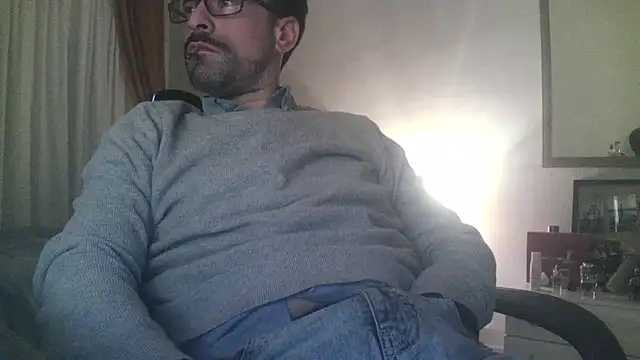 Patrickhound online show from January 2025 01:18:02 AM