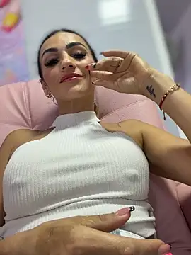 Samantha bigboobs online show from February 2026 09:41:01 PM