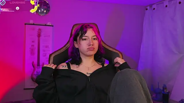 Snapshot of _zephyr_ chatting on October 2025 03:46:02 AM  zephyr  online show from October 2025 03:46:02 AM