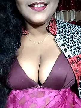 YERY HOT online show from December 2025 06:06:01 PM