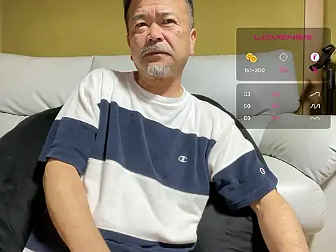 Snapshot of Ryo-j chatting on April 2026 01:36:01 PM Ryo-j online show from April 2026 01:36:01 PM