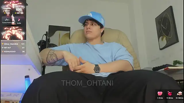 Snapshot of Thom_Ohtani chatting on July 2026 08:33:02 PM Thom Ohtani online show from July 2026 08:33:02 PM