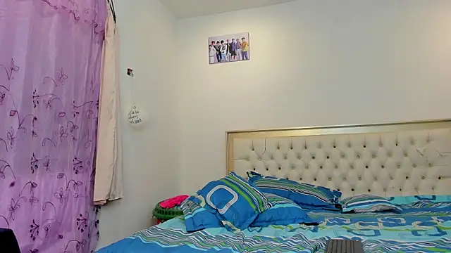 Jeens Rodrick online show from January 2025 11:32:02 PM