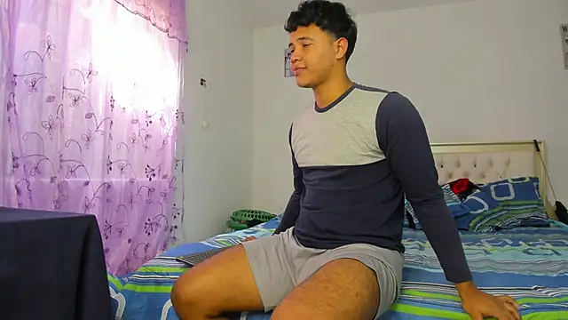 Jeens Rodrick online show from February 2025 05:25:02 PM