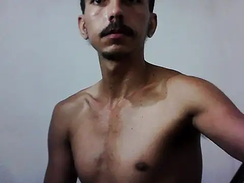 MagrinhoSaradoo online show from November 2025 12:13:02 AM