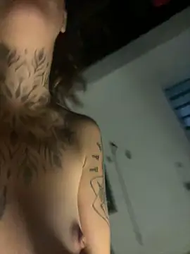 Izy cute  online show from February 2025 04:37:01 AM