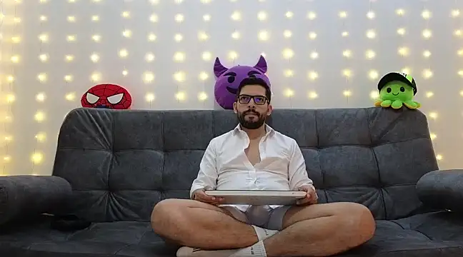 ErickBrant online show from January 2025 12:04:01 AM