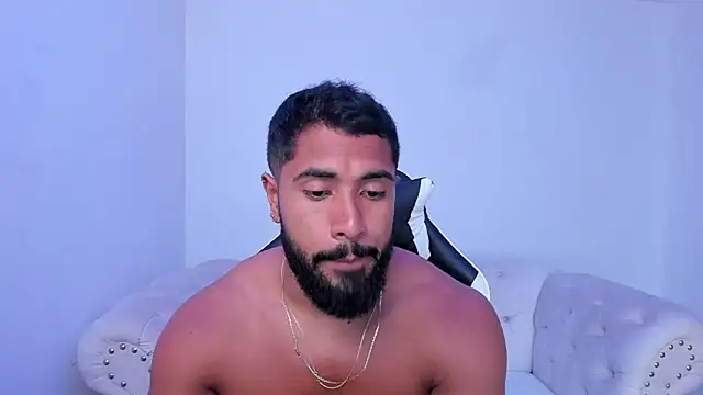 Santiago huntt online show from October 2025 09:16:02 PM