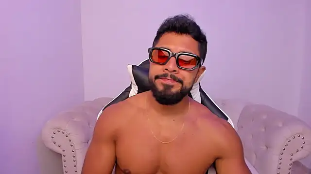 Santiago huntt online show from March 2026 08:48:02 PM