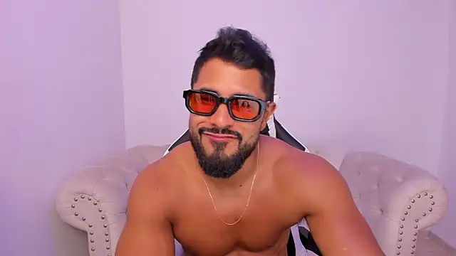 Santiago huntt online show from March 2026 09:10:02 PM