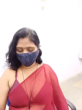 Snapshot of Lucky-Deepthi chatting on March 2025 06:12:01 PM Lucky-Deepthi online show from March 2025 06:12:01 PM