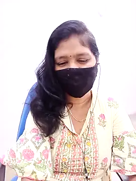 Lucky-Deepthi online show from November 2025 11:30:01 PM