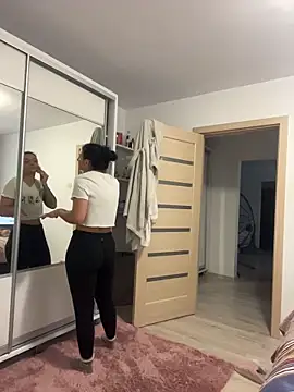 NNNoire online show from November 2025 10:15:01 AM