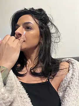 Snapshot of NNNoire chatting on February 2026 03:11:02 PM NNNoire online show from February 2026 03:11:02 PM