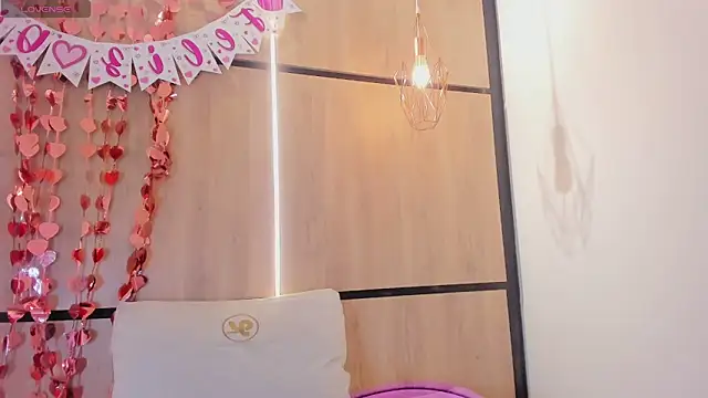 ashlyn parker online show from February 2026 07:51:02 PM