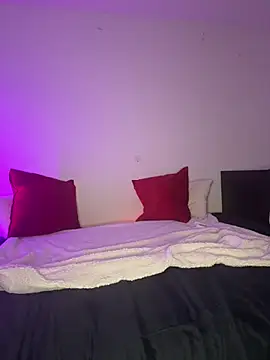 Snapshot of laylamaee chatting on January 2025 06:01:02 AM laylamaee online show from January 2025 06:01:02 AM