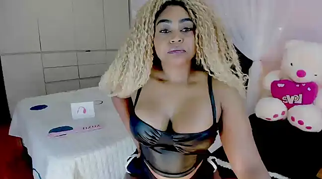 Aliana Ross online show from February 2025 04:10:01 PM