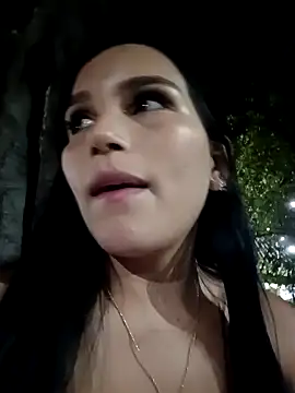 the queen of street online show from December 2025 02:51:02 AM