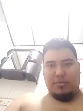 parejanuevahoff online show from November 2025 12:09:01 AM