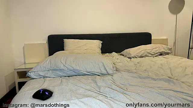 YourMarsLove online show from December 2025 12:56:02 PM