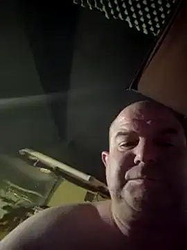 Snapshot of hesjustafriend chatting on February 2025 04:06:01 AM hesjustafriend online show from February 2025 04:06:01 AM