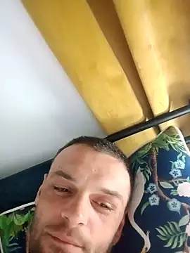 emileeion online show from November 2025 12:53:02 AM