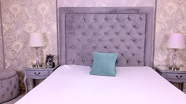 LexiRiley online show from November 2025 06:25:01 AM