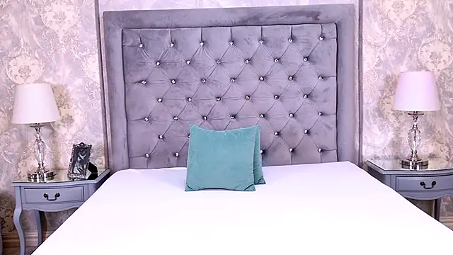 LexiRiley online show from December 2025 06:12:02 AM