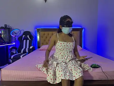 Tatoo girl online show from January 2025 04:44:01 PM