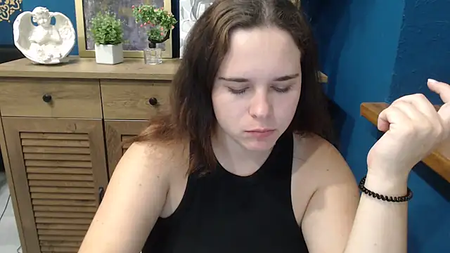 Snapshot of mini_girly chatting on September 2025 07:32:01 AM mini girly online show from September 2025 07:32:01 AM