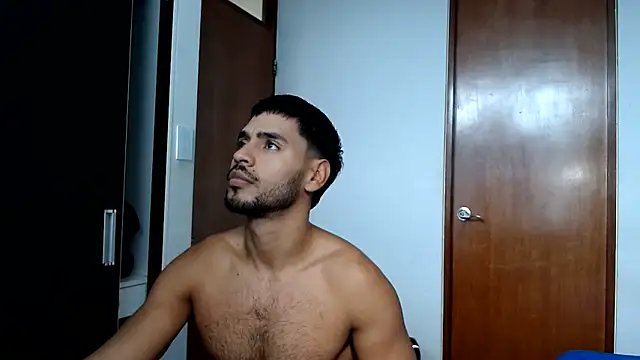 Snapshot of HOTLATINO2025 chatting on May 2026 04:47:01 PM HOTLATINO2025 online show from May 2026 04:47:01 PM