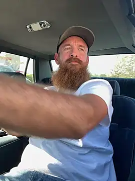 Snapshot of 32XRedBeard chatting on February 2025 09:42:01 PM 32XRedBeard online show from February 2025 09:42:01 PM