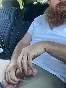 Snapshot of 32XRedBeard chatting on March 2025 07:28:02 PM 32XRedBeard online show from March 2025 07:28:02 PM