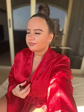 Snapshot of Ivy_Davidson chatting on February 2025 12:05:02 PM Ivy Davidson online show from February 2025 12:05:02 PM