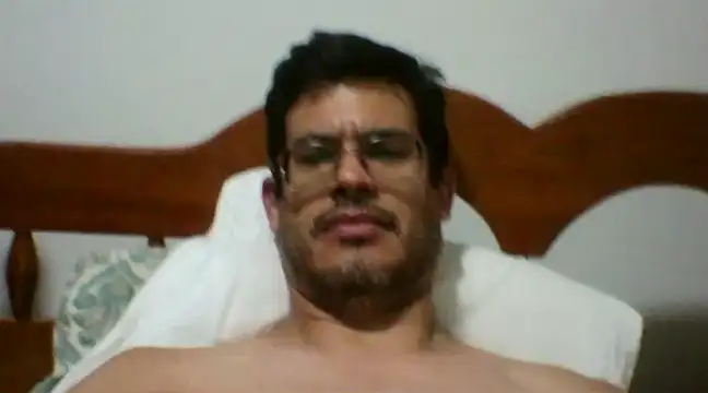 AgneloFly online show from February 2025 11:57:01 PM