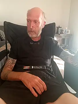 filthymind619 online show from October 2025 02:17:02 PM