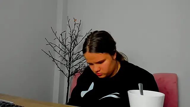 AdeleCruz online show from March 2025 04:23:02 PM