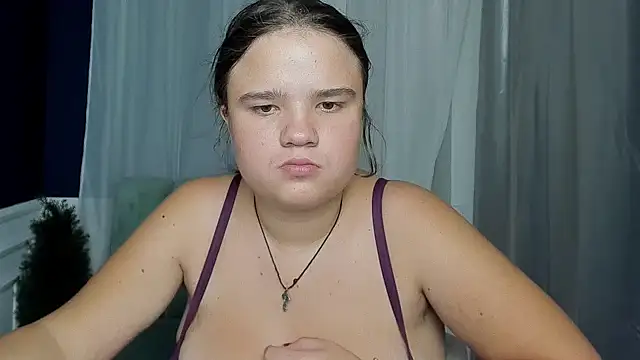 AdeleCruz online show from September 2025 12:07:01 PM