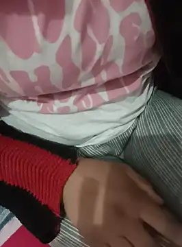 Snapshot of Monica-90 chatting on January 2025 12:46:01 AM Monica-90 online show from January 2025 12:46:01 AM