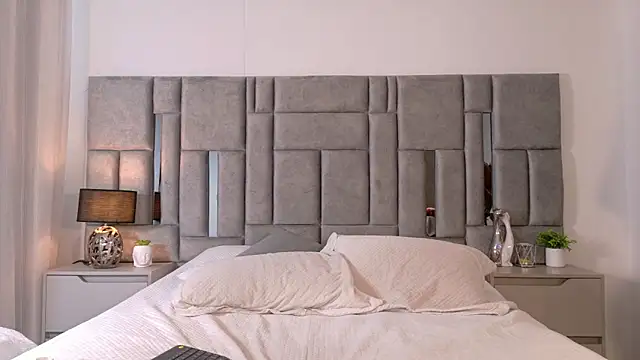 Karla Hudsson online show from February 2026 01:39:02 PM