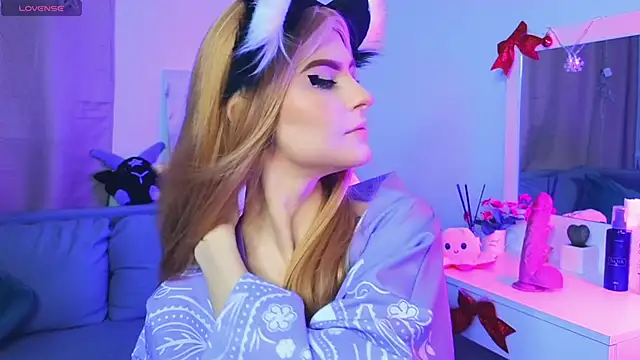 Emily  Mooree online show from February 2025 04:14:01 AM