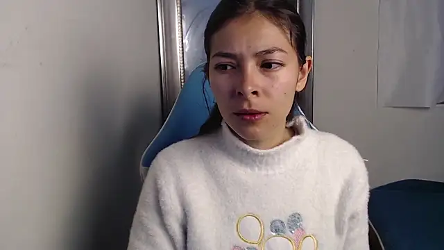 Aleska Miami online show from September 2025 01:44:02 PM