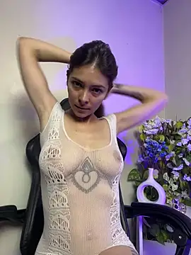 Snapshot of Aleska_Miami chatting on May 2026 03:51:02 PM Aleska Miami online show from May 2026 03:51:02 PM