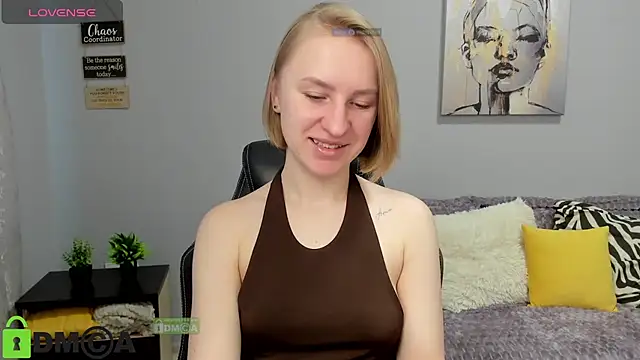 BeautyBlondy online show from April 2026 11:38:02 AM