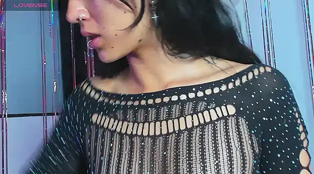 Snapshot of Cleo_Hott chatting on February 2025 03:18:02 AM Cleo Hott online show from February 2025 03:18:02 AM